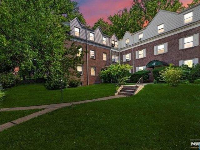 2 bedroom, Teaneck NJ 07666 105290364