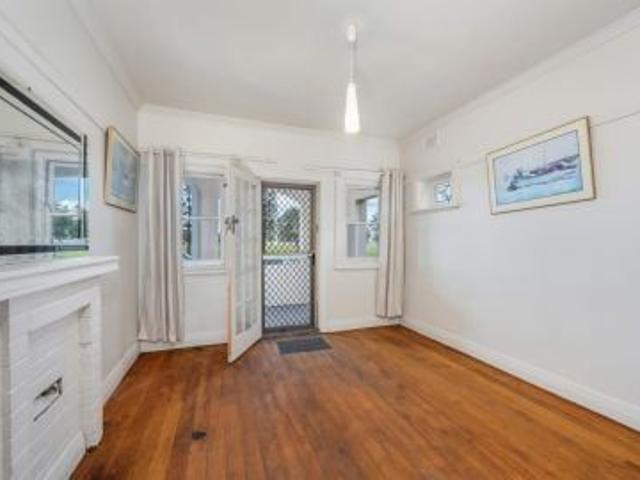 2 BEDROOM TERRACE WITH BEAUTIFUL CITY VIEWS