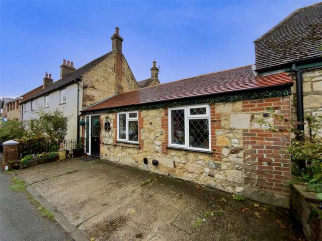 2 Bedroom Terraced Bungalow