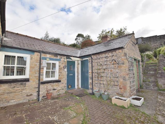 2 bedroom terraced bungalow for sale