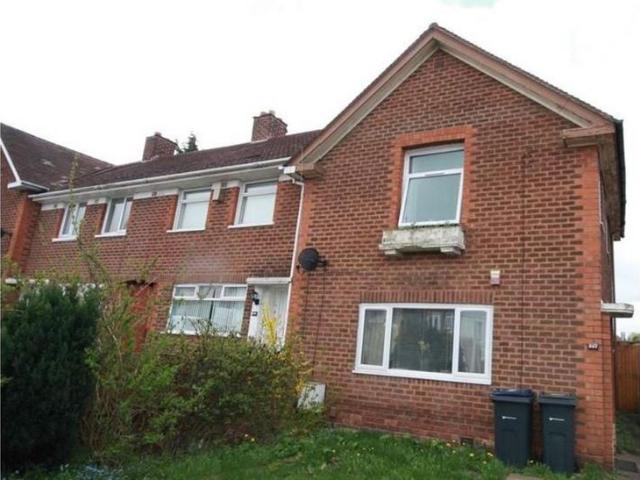 2 bedroom terraced bungalow for sale