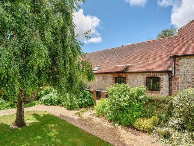2 bedroom cottage for sale