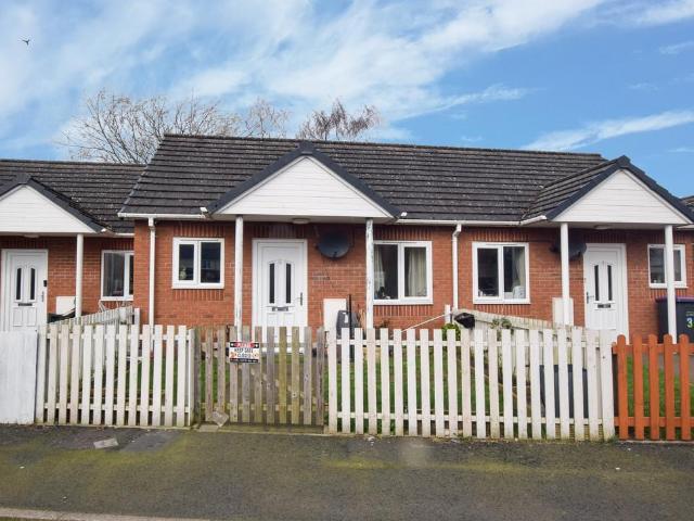 2 bedroom terraced bungalow for sale