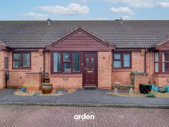 2 bedroom terraced bungalow for sale