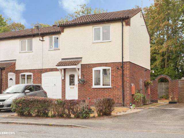 2 bedroom end of terrace house for sale