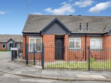 2 bedroom terraced bungalow for sale