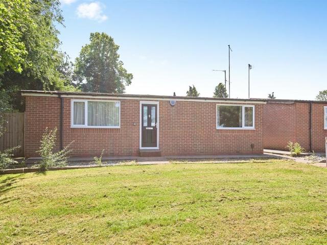 2 bedroom terraced bungalow for sale