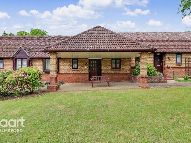 2 bedroom terraced bungalow for sale
