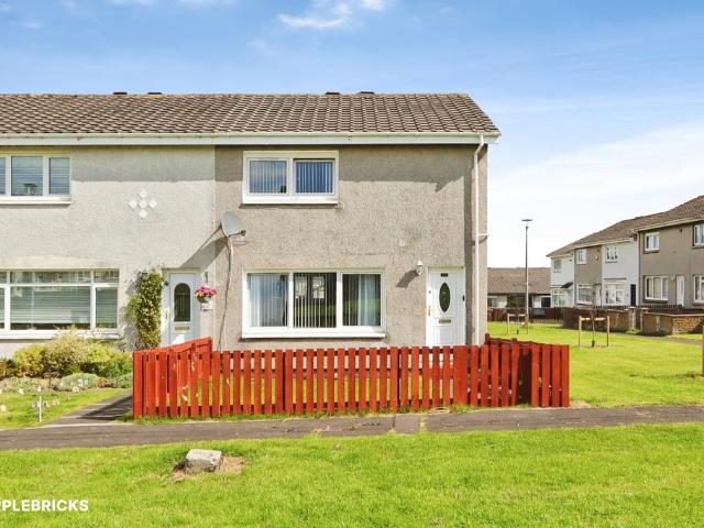 2 bedroom terraced bungalow for sale