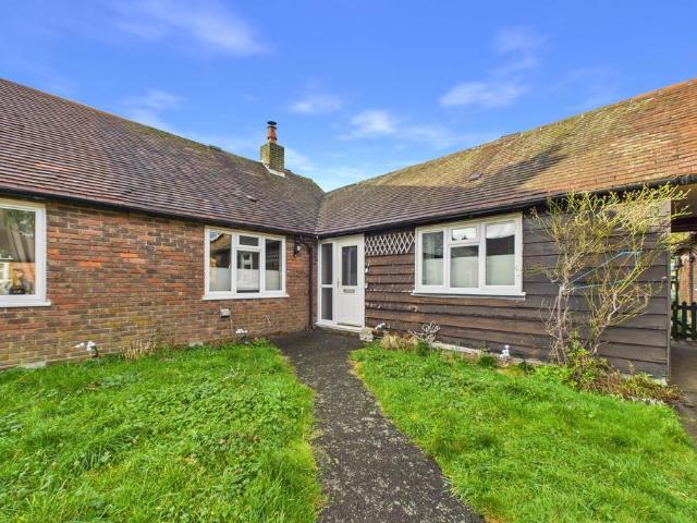 2 bedroom terraced bungalow for sale
