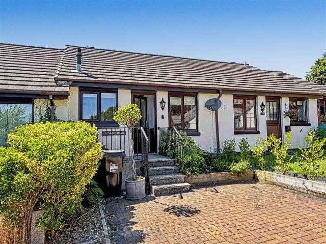 2 bedroom terraced bungalow for sale