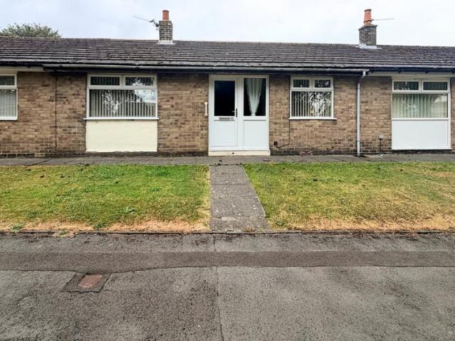 2 bedroom terraced bungalow for sale