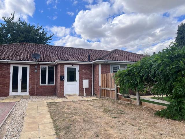 2 bedroom terraced bungalow for sale