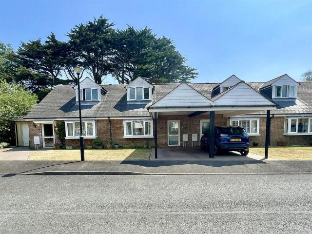 2 bedroom terraced bungalow for sale