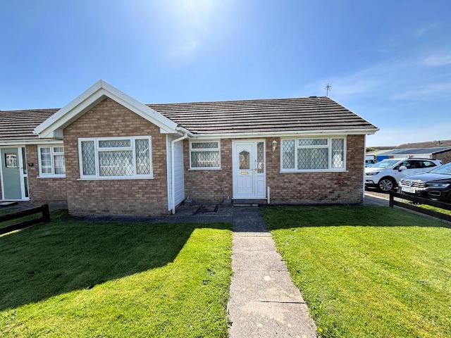 2 bedroom terraced bungalow for sale