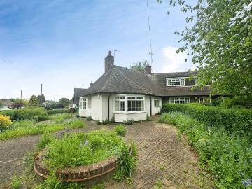 2 bedroom terraced bungalow for sale