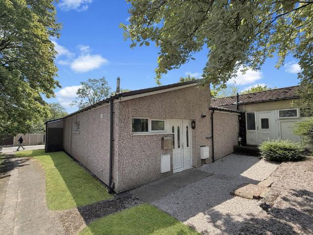 2 bedroom terraced bungalow for sale