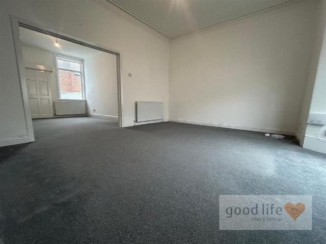 2 bedroom terraced bungalow to rent