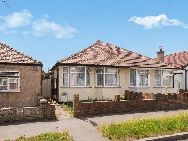 2 bedroom terraced bungalow to rent