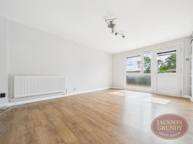 2 bedroom terraced bungalow to rent