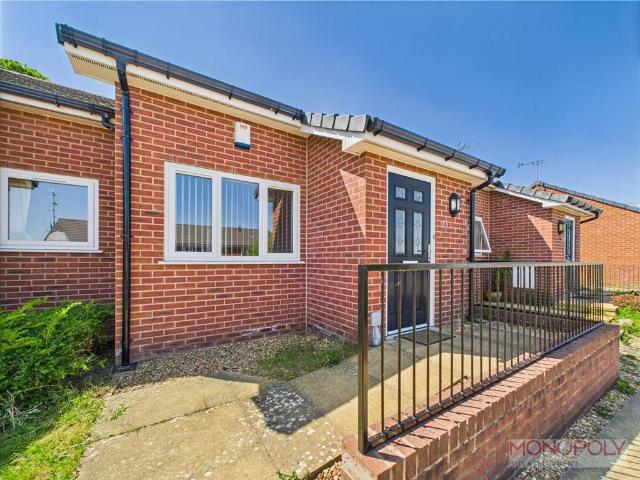 2 bedroom terraced bungalow to rent
