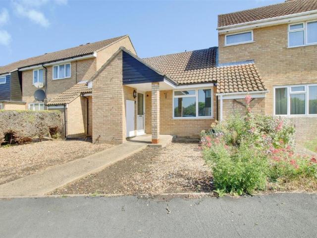 2 bedroom terraced bungalow to rent