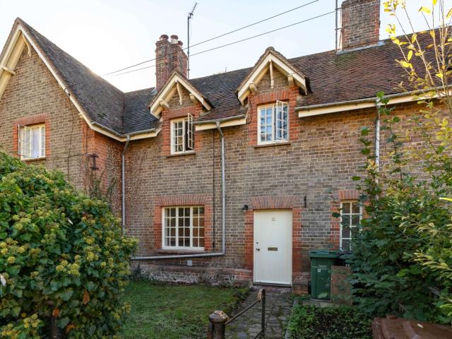 2 bedroom Terraced for rent in Blenheim Road Shirburn, Shirburn, Watlington, Oxfordshire, OX49
