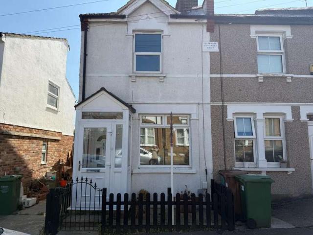 2 Bedroom Detached House