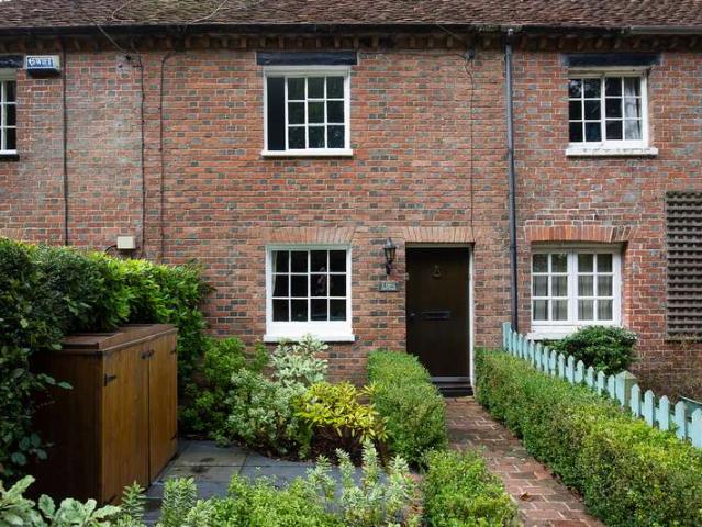 2 Bedroom Terraced House