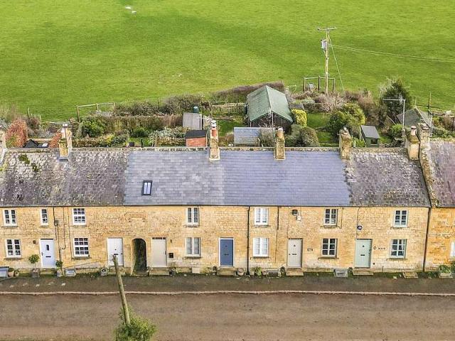 2 Bedroom Terraced House