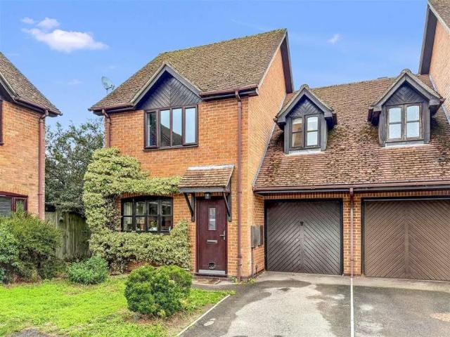 2 Bedroom Semi Detached House