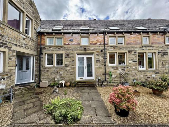 2 Bedroom Terraced House
