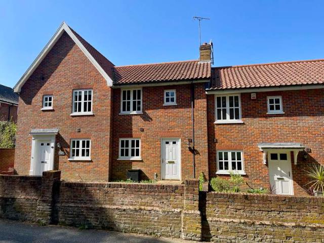 2 Bedroom Terraced House