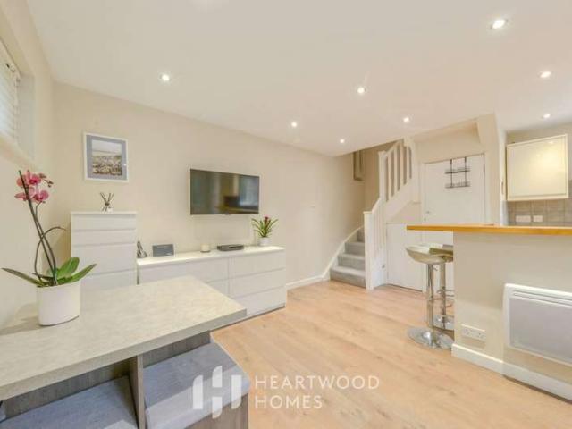 2 Bedroom Terraced House
