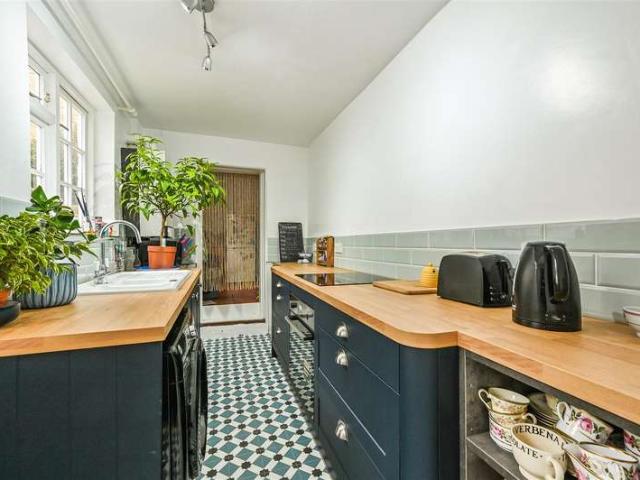 2 Bedroom Terraced House