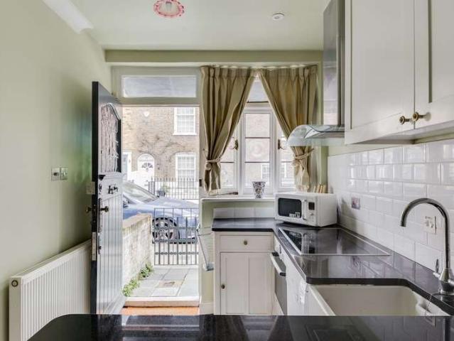2 Bedroom Terraced House
