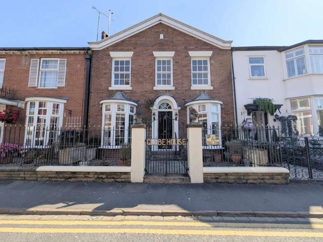 2 Bedroom Terraced House