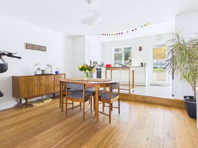 2 Bedroom Terraced House