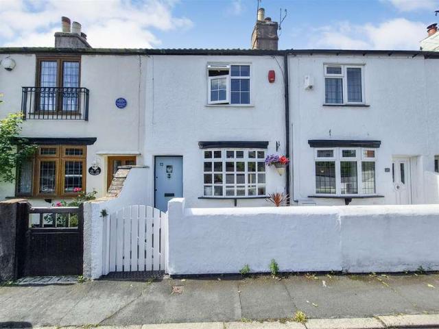 2 Bedroom Terraced House