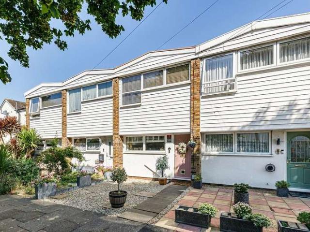 2 Bedroom Terraced House
