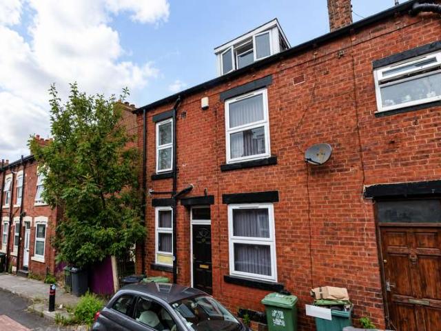 2 Bedroom Terraced House