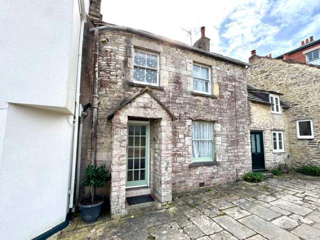 2 Bedroom Terraced House