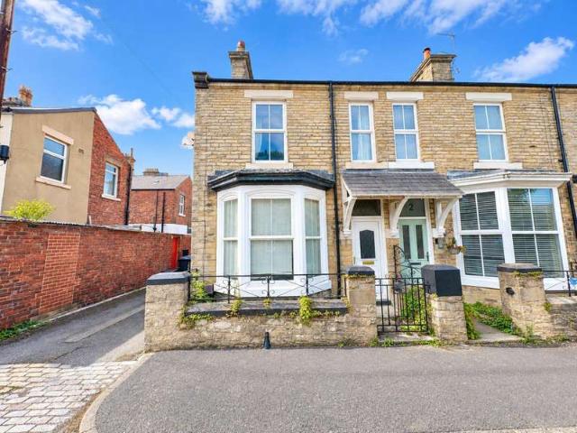 2 Bedroom Terraced House