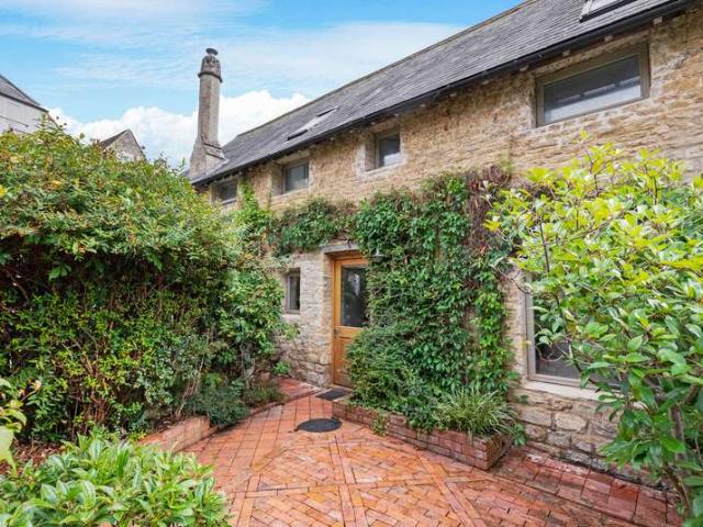 2 Bedroom Terraced House