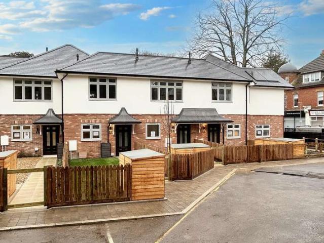 2 Bedroom Terraced House
