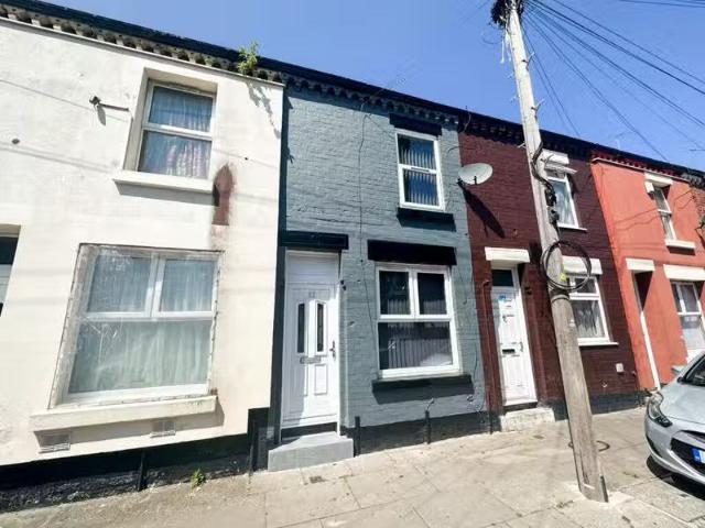 2 bedroom terraced house for rent in 32 Wendell street, Liverp.