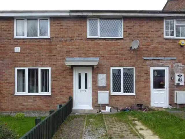 2 bedroom terraced house for rent in 40 Hedgemoor, Brackla, Br.