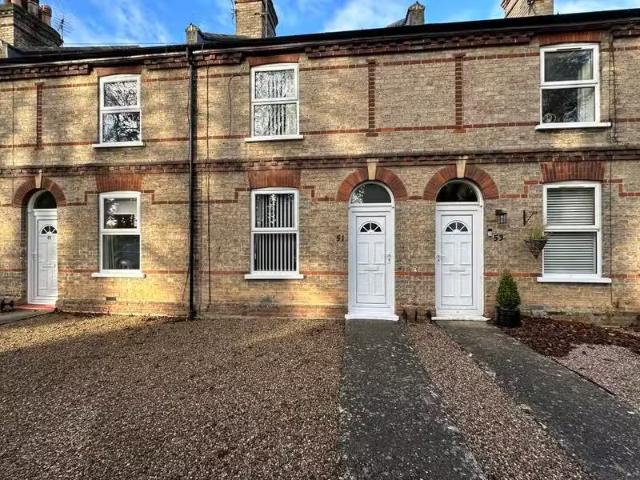 2 bedroom terraced house for rent in Cotton End Road, Exning.