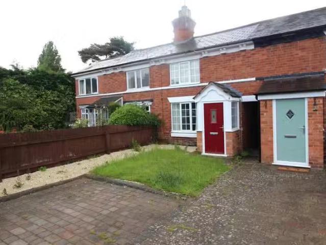 2 bedroom terraced house for rent in Copt Heath Croft, Knowle.