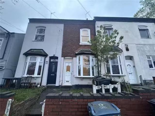 2 bedroom terraced house for rent in Crocketts Road, Birmingha.